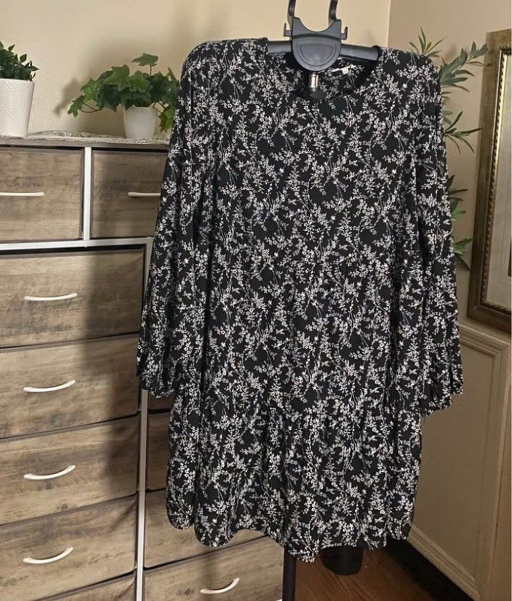 Cotton Bleu Women’s Black & White Floral Mini Dress | Size L | Long Sleeve